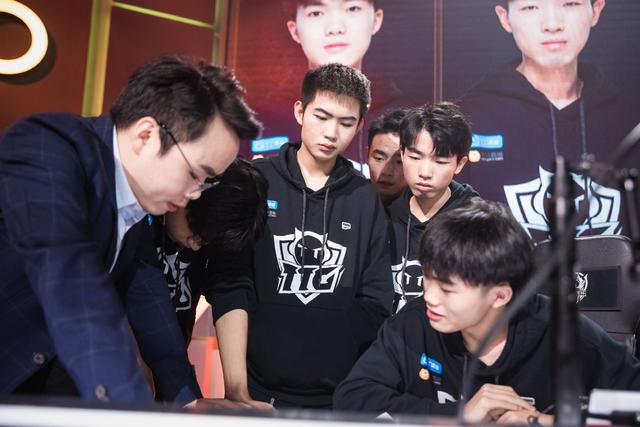 G2 Esports 将面对 Paper Rex ，而 Fnatic 将迎战 DRX 在 VALORANT Champions 2025 的季后赛中