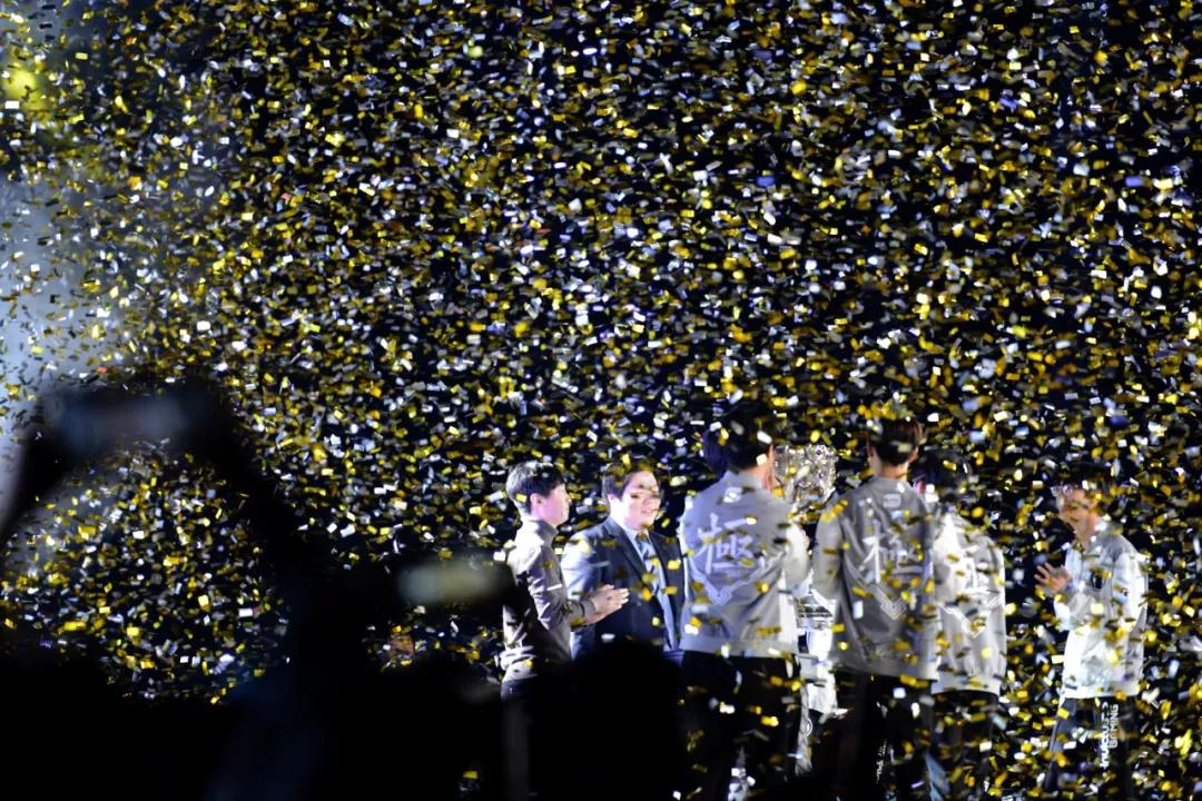 资讯绝地求生决赛圈再现经典名场面《没上子弹》