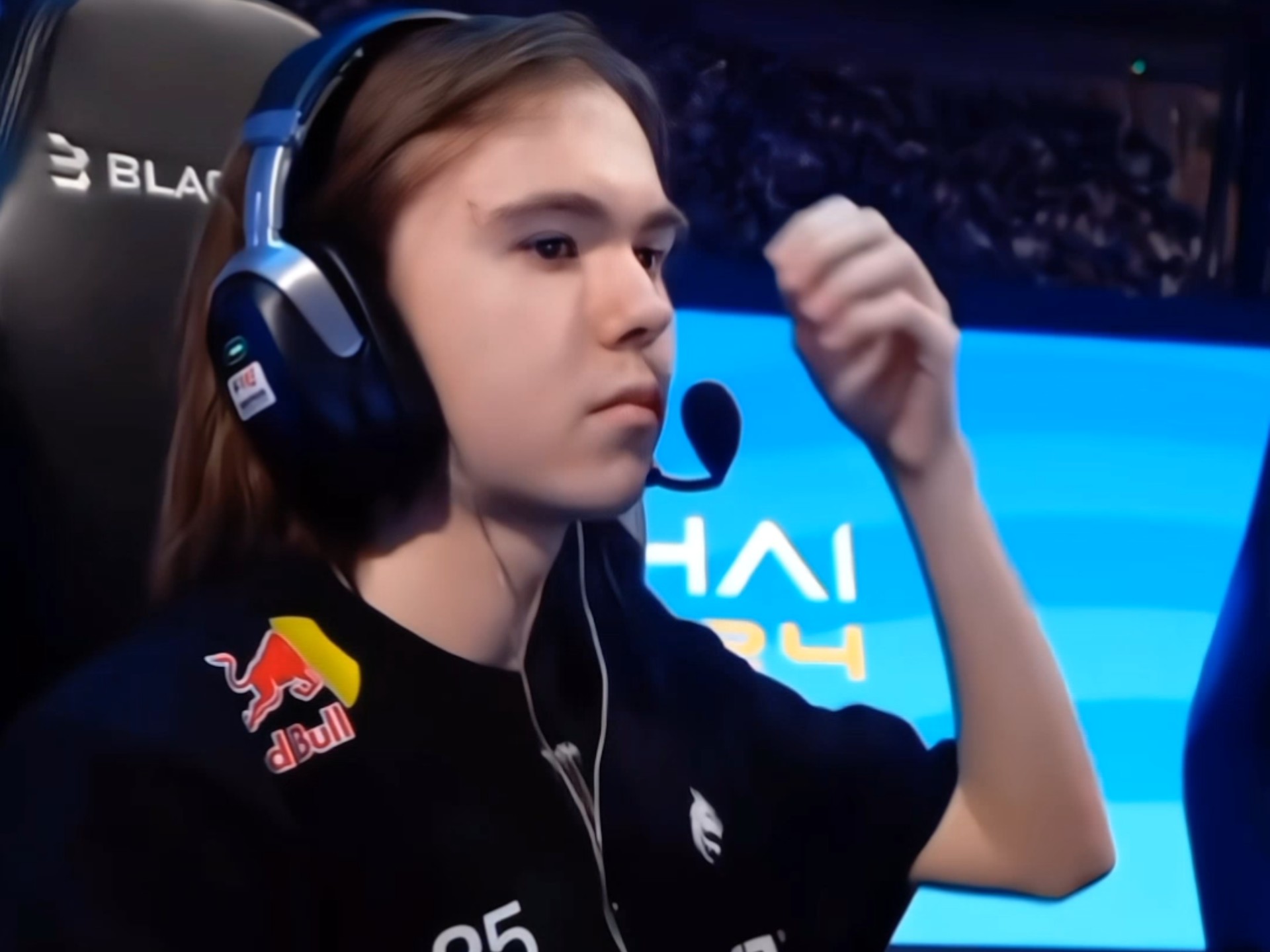 王者荣耀狼队官宣野王小胖正式加入大名单